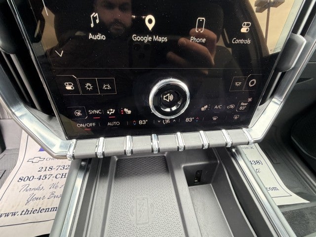 2025 GMC Acadia AT4