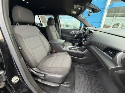 2024 Chevrolet Traverse Limited LT Cloth
