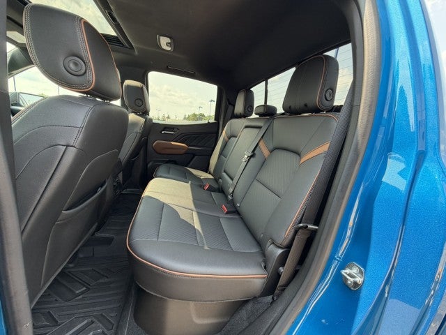 2023 GMC Canyon AT4