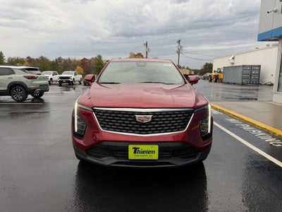 2024 Cadillac XT4 Luxury