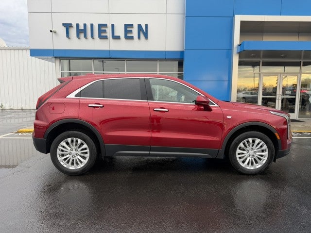 2024 Cadillac XT4 Luxury
