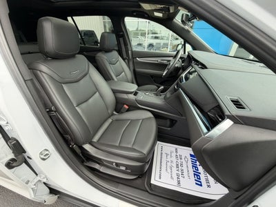 2024 Cadillac XT6 Luxury