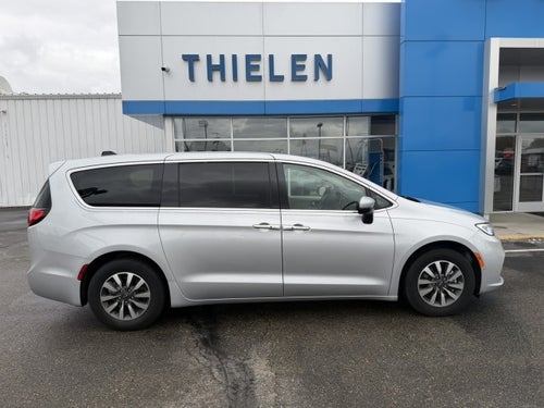 2023 Chrysler Pacifica Hybrid Touring L