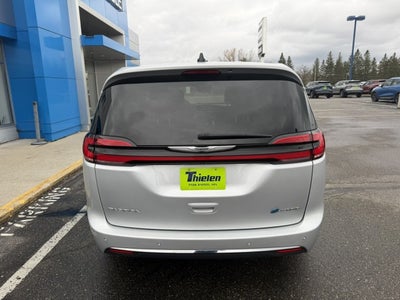 2023 Chrysler Pacifica Hybrid Touring L