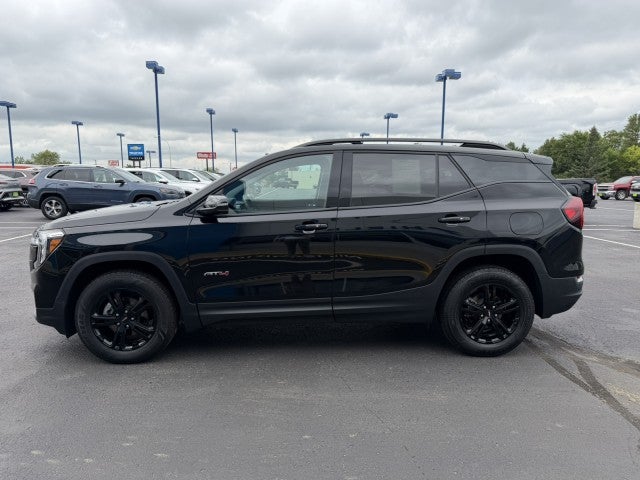 2024 GMC Terrain AT4