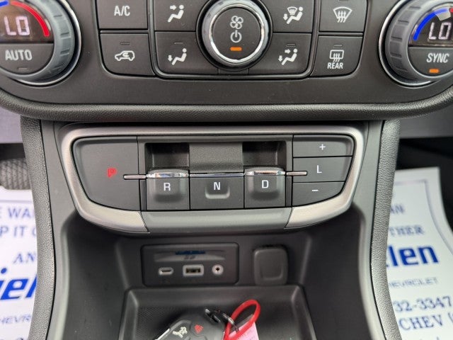 2024 GMC Terrain AT4