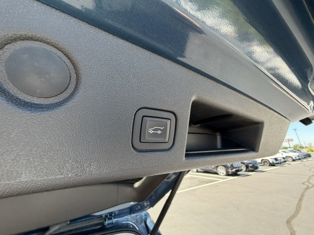 2024 Chevrolet Equinox LT - Photo 12
