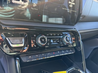 2023 GMC Sierra 1500 AT4X
