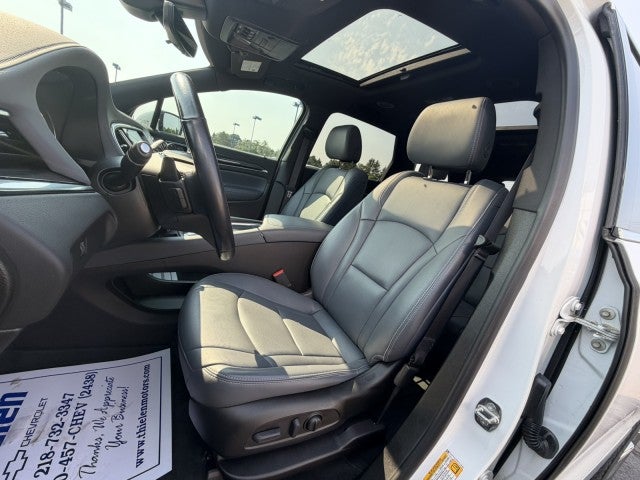 2022 Buick Enclave Essence