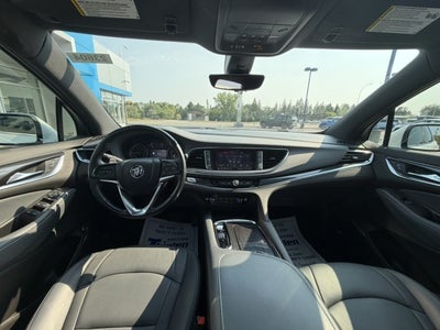 2022 Buick Enclave Essence