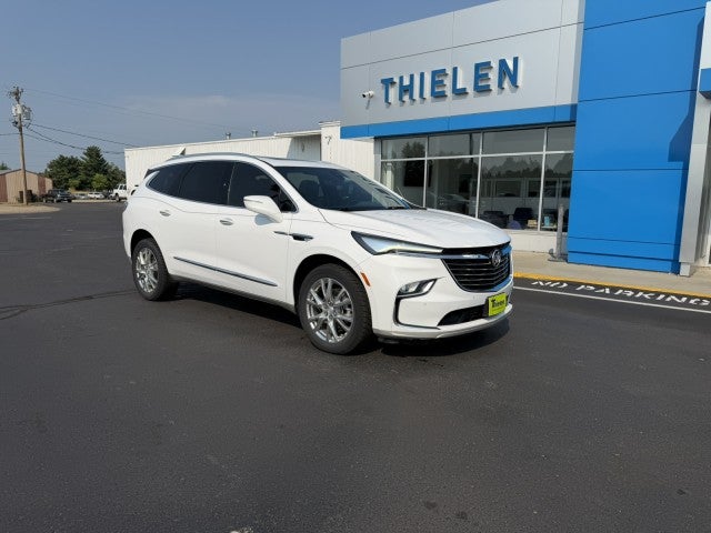 2022 Buick Enclave Essence