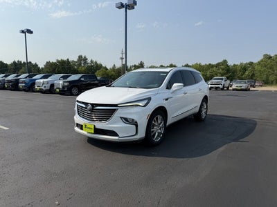 2022 Buick Enclave Essence