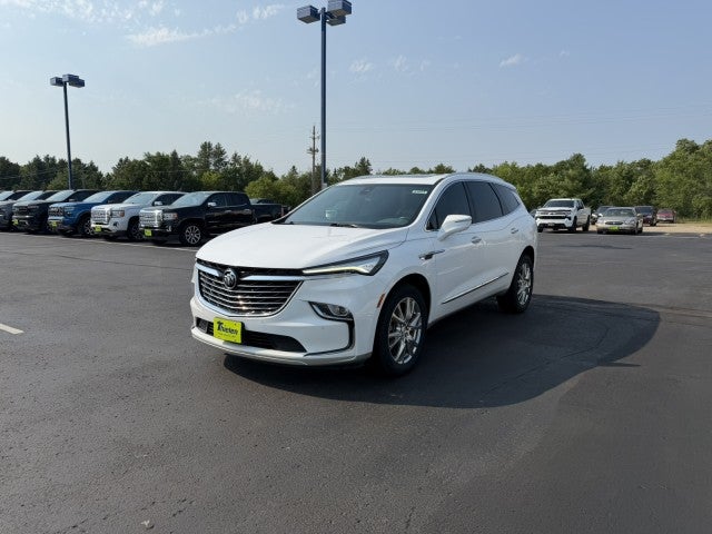 2022 Buick Enclave Essence