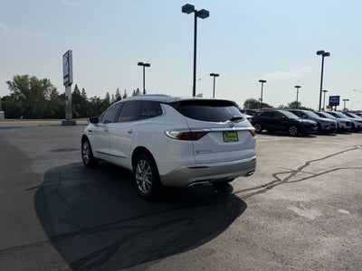 2022 Buick Enclave Essence