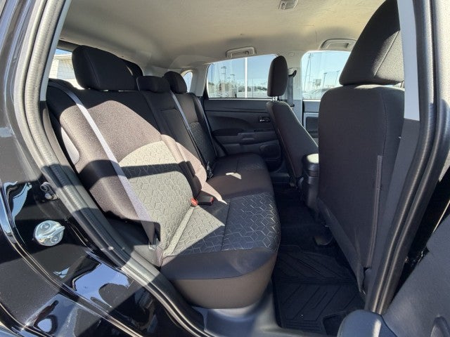 2024 Mitsubishi Outlander Sport S