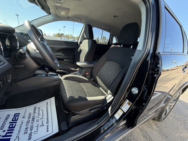 2024 Mitsubishi Outlander Sport S