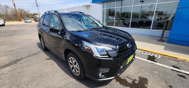 Used 2022 Subaru Forester Premium with VIN JF2SKADC4NH412459 for sale in Park Rapids, Minnesota
